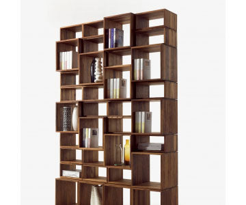 Riva 1920, Freedom Bookshelf