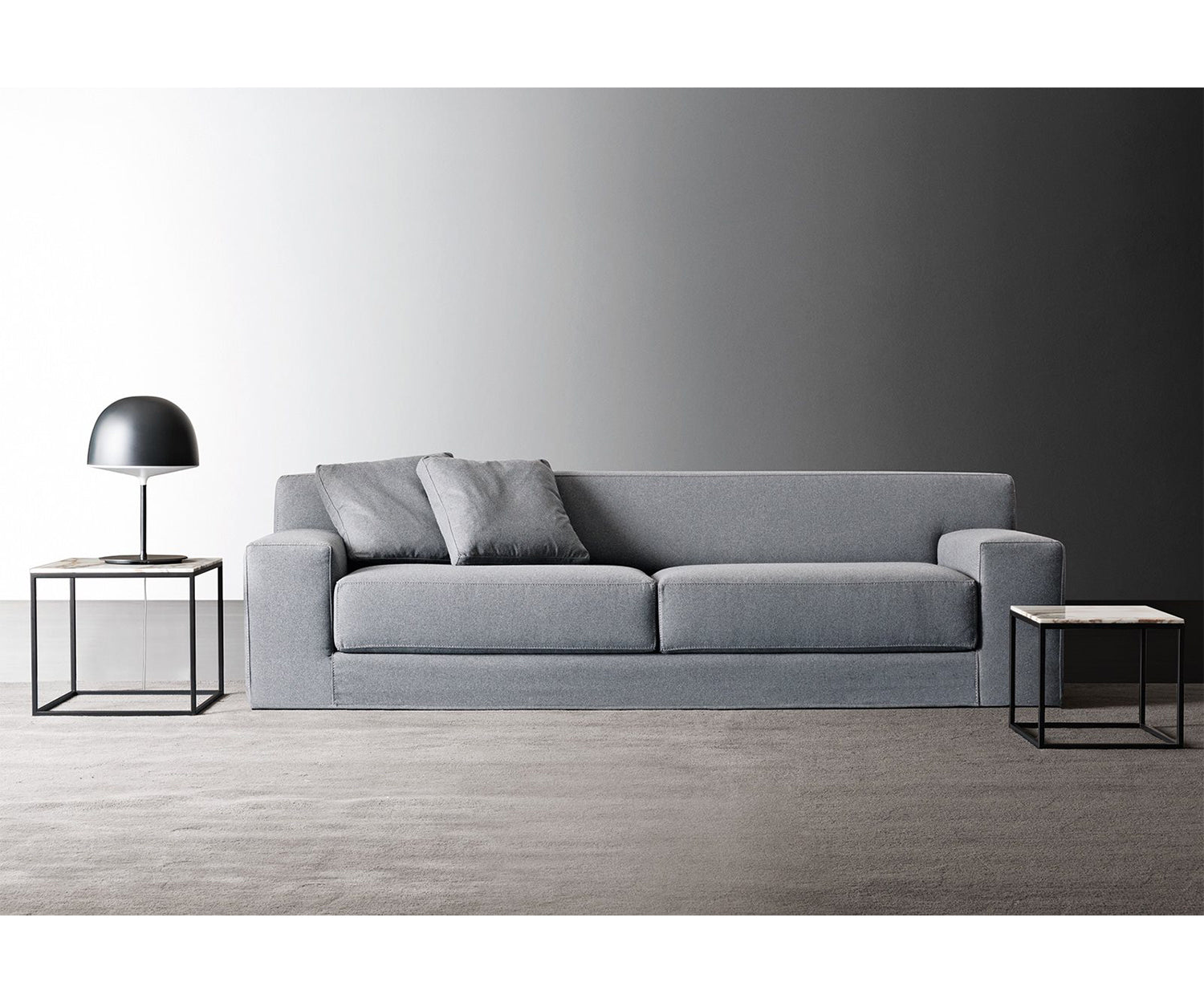 Meridiani, Frieman Ghost Sofa