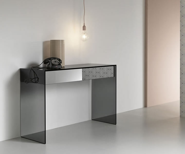 Tonelli Design, Gotham Desk