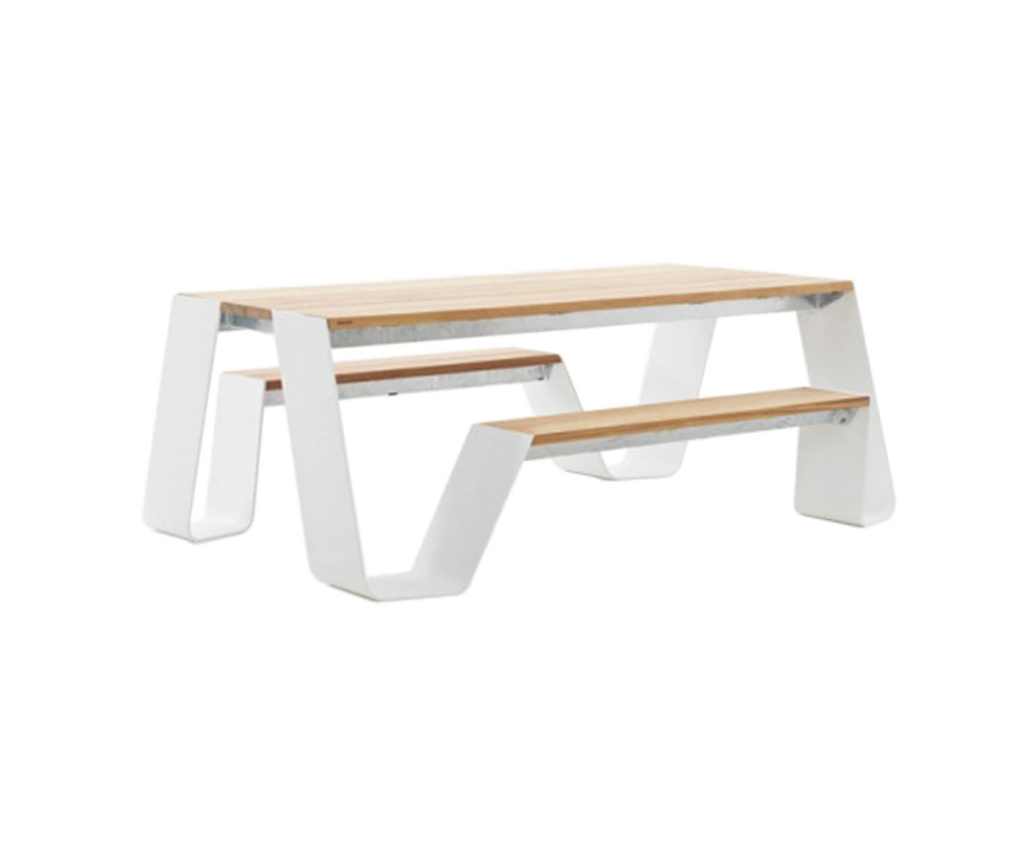 Extremis, Hopper 180 Dining Table