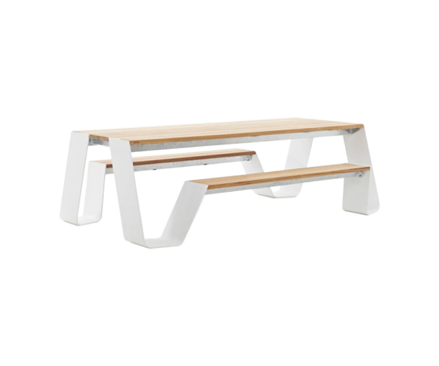 Extremis, Hopper 240 Dining Table