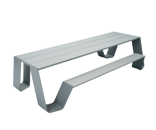 Extremis, Hopper AA Picnic Table