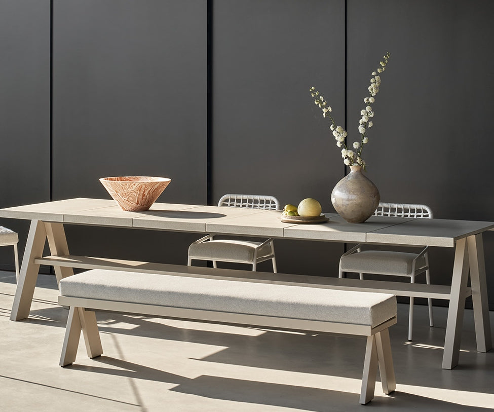 Meridiani, Joi Dining Table