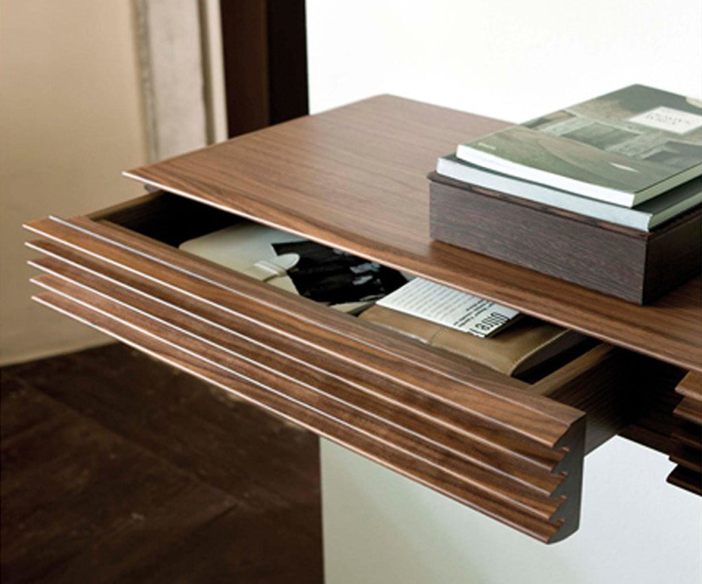 Porada, Lineas 117 Shelf