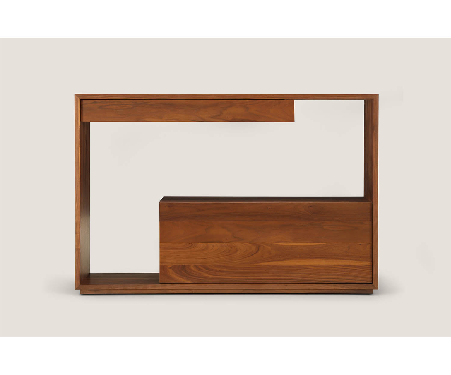 Skram, Lineground Console Table