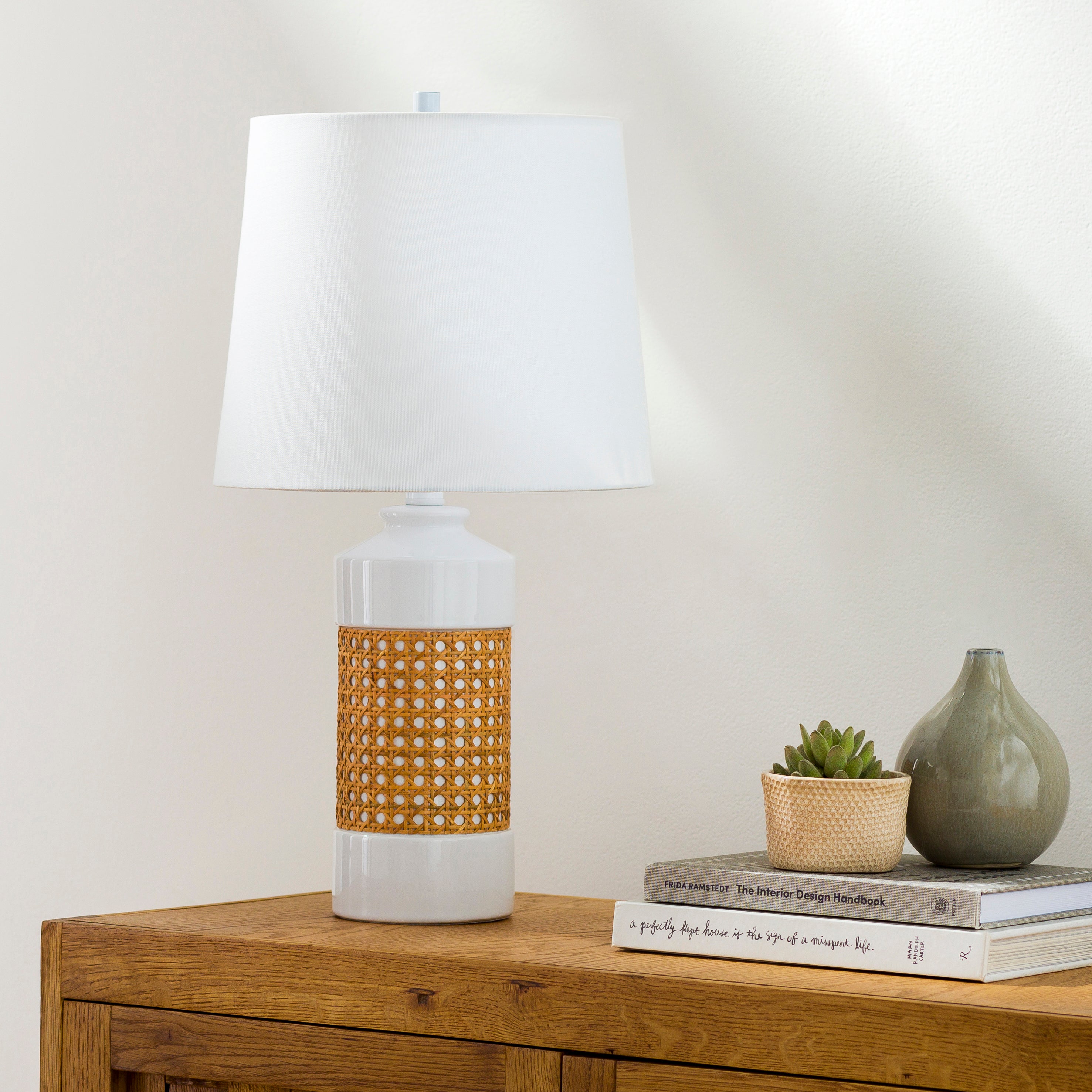 Surya, Pariana Table Lamp